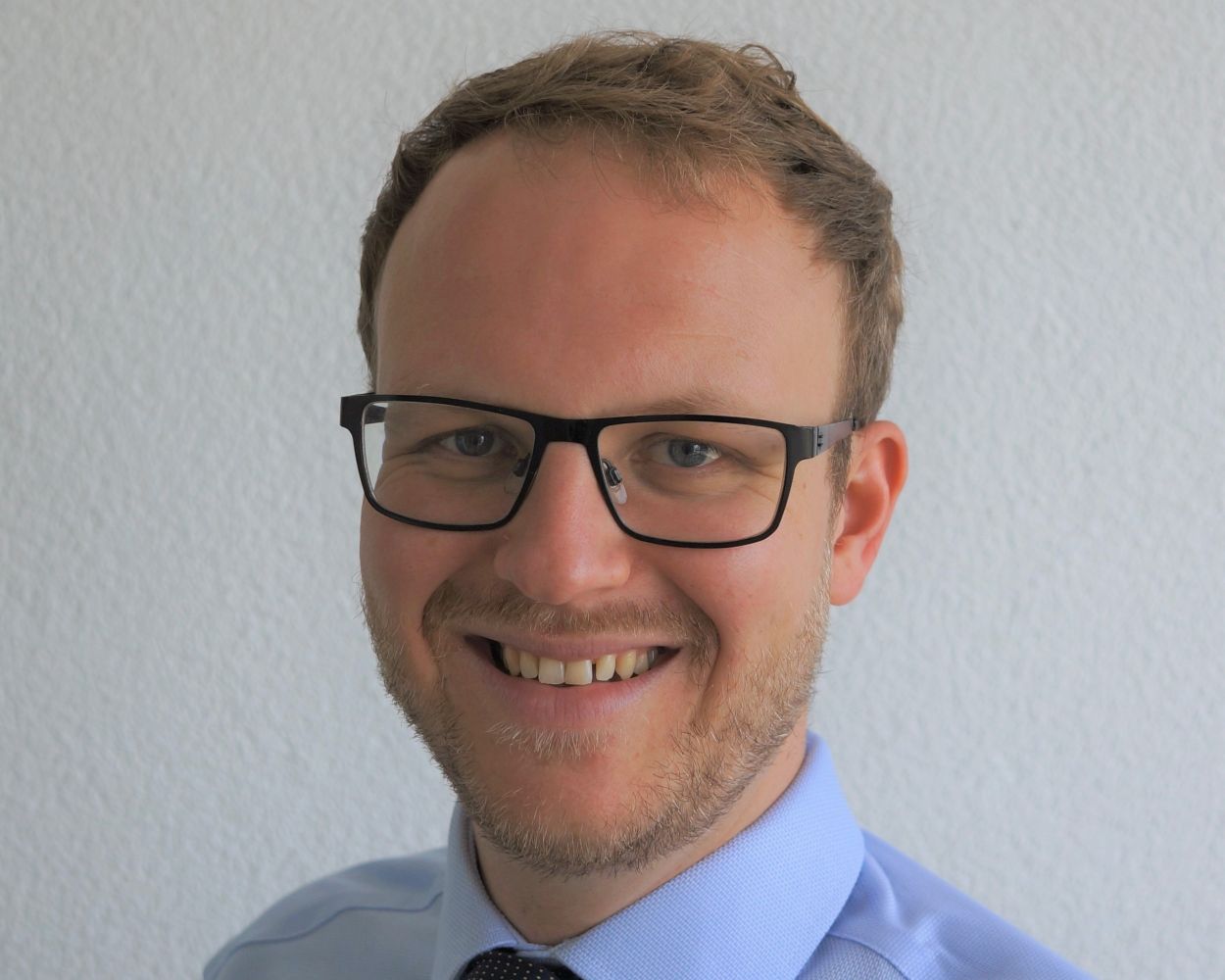 Dr Ryan Lello